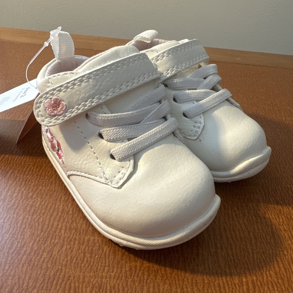 Carter's Baby High-Top Every Step‎ Sneakers 2 (3-6 Months)